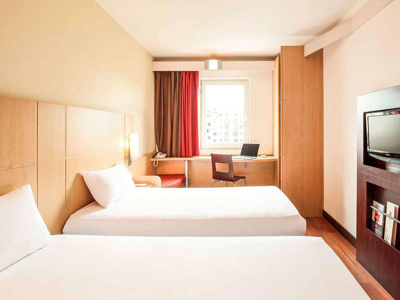 0ABDE24C18C22E07932DF752895C7BD8