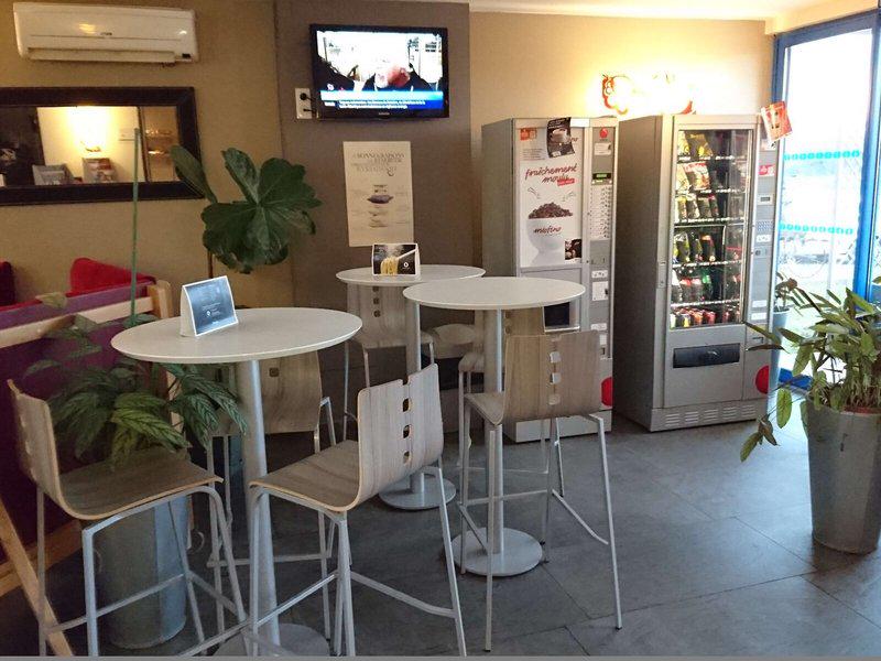 CF1E66A5404C89ED09CB67E3434339EF