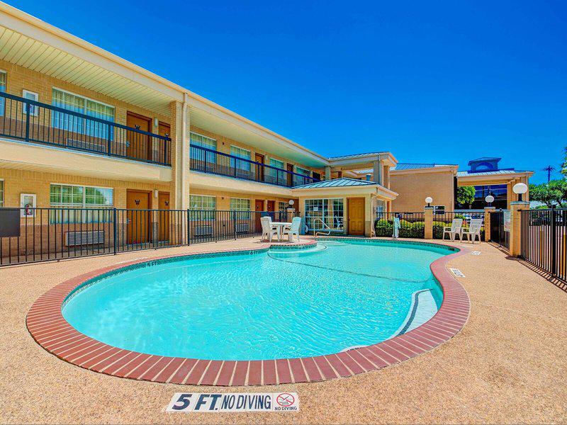 A150CC01E59F2DC483544C37089038A1