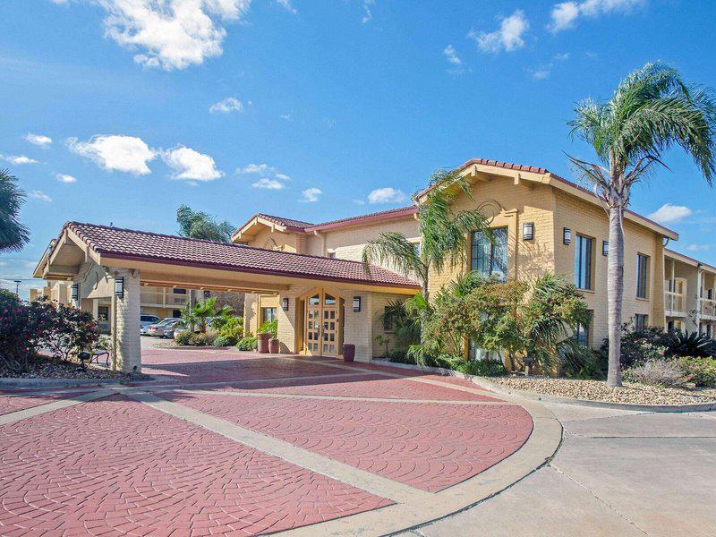 D074D5FCA1CB5D3B02D3CA1CFD091B3A