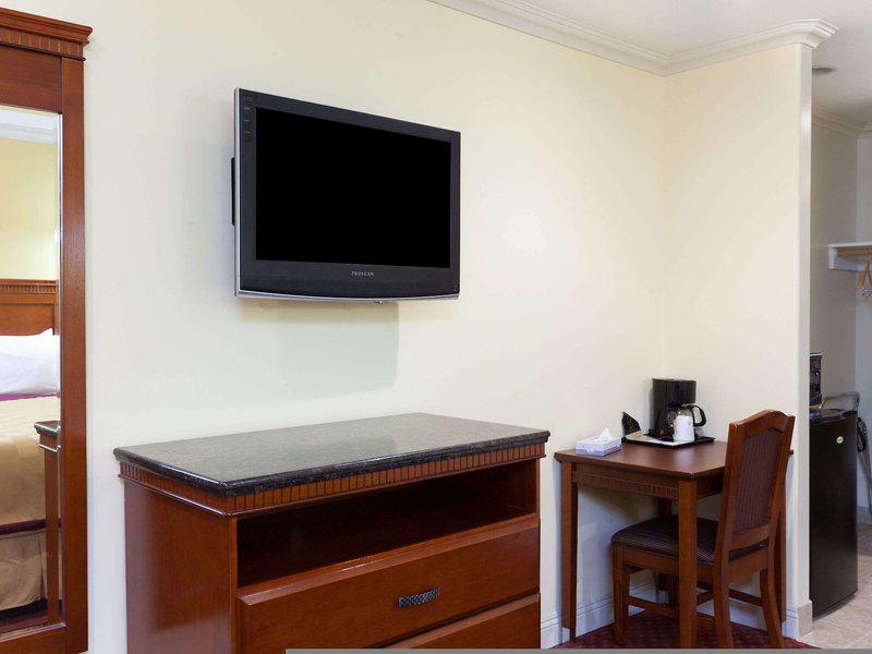 B52E04B0BE3E767319CC25B3119A0062