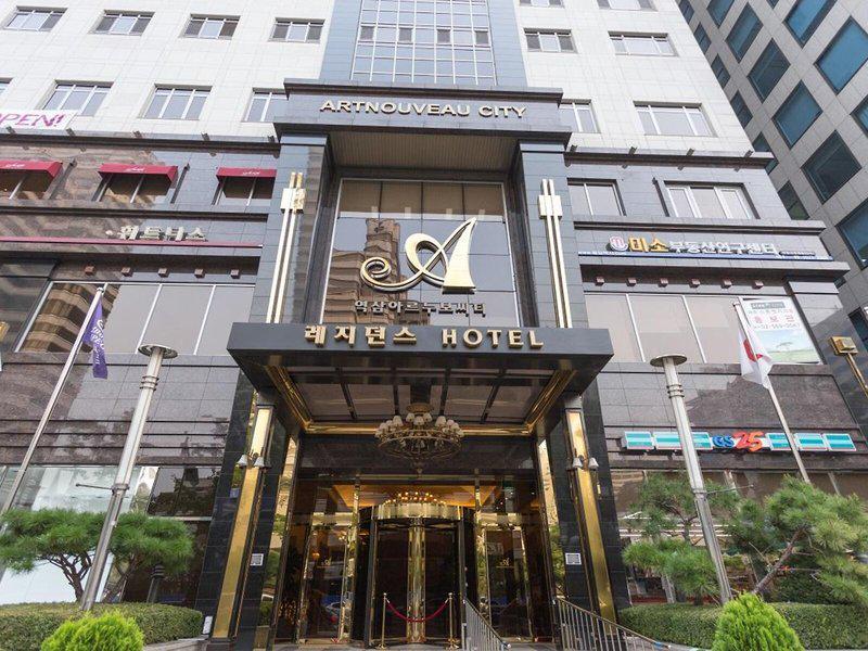 47E23A0F3274922F85DEE9B23F4F20FD