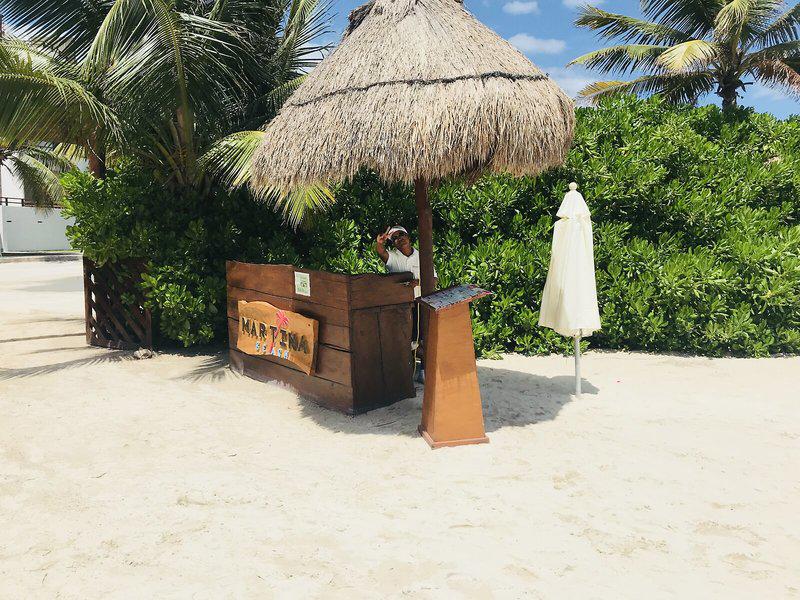 515917FB085EE48E8CC7423DCB96353B