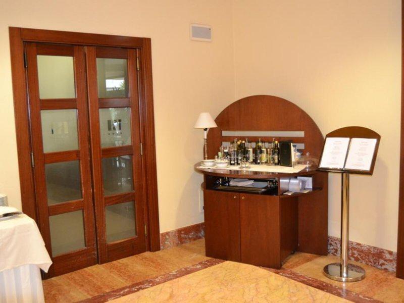 4B8AE54B6BC34A610987A83E322EC825