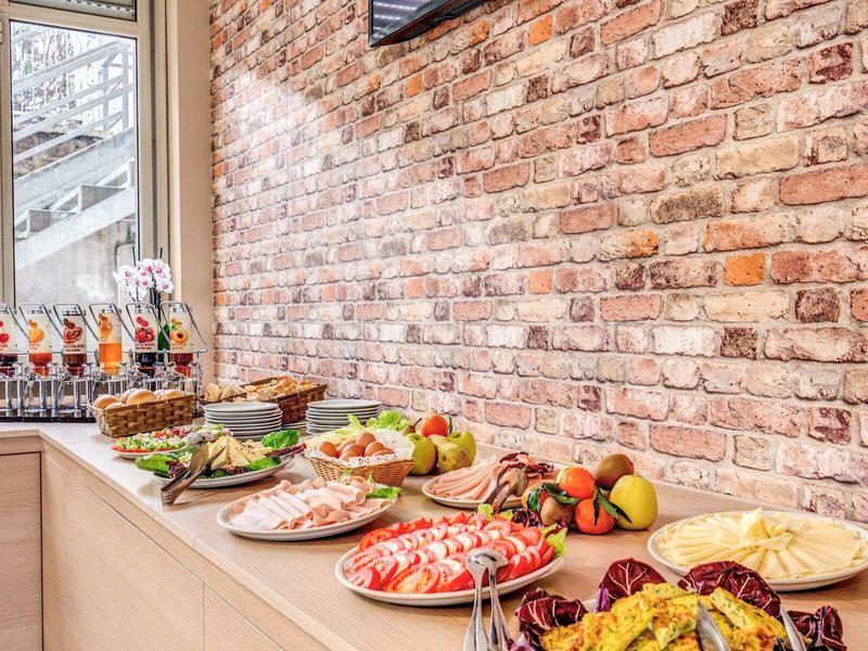 C257BE49368BCE4FD902C6338E956E8D