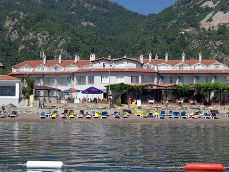 2A7C9A87CB732663E401F94CE277E33B