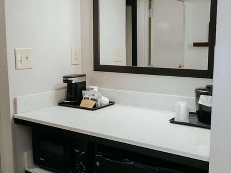 76938B731E665C17B18373EA3790CEBE