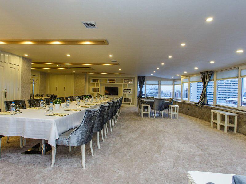 6B0955167FD70F77571970A7B3880769