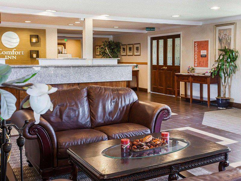 7AA7FAA7389C3BB3B4982932A0A702E2