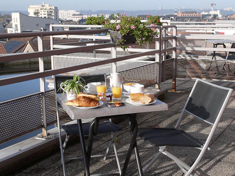 484BFCA5A168D6906E8CC320A2DF4D53