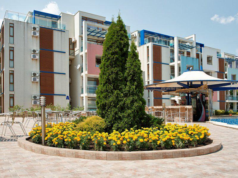 AC5D7EBBD590EB483107E1697562EC42