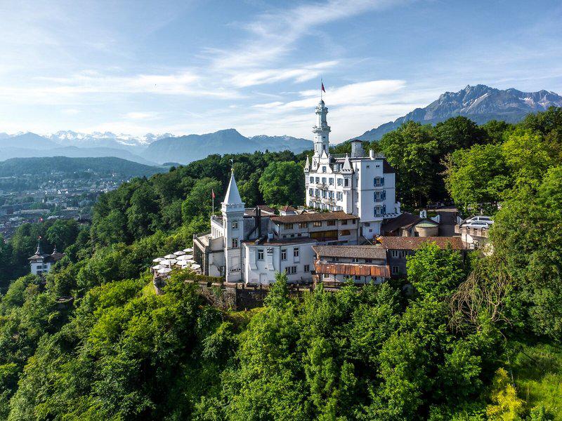 5B06637BA3227531A56495C3354AA0CE