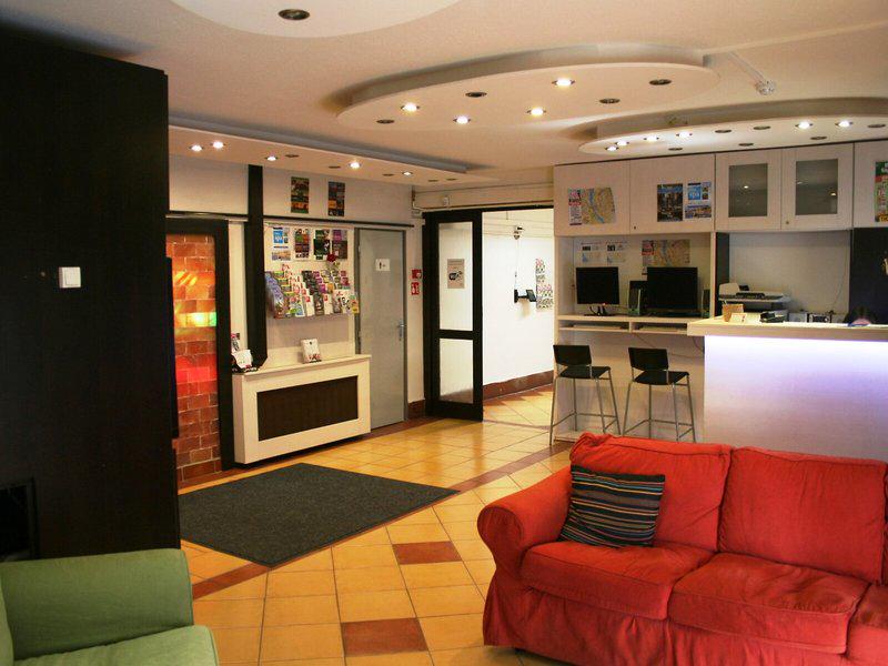 9C4112CCE124A021274EA8E261C8C35E