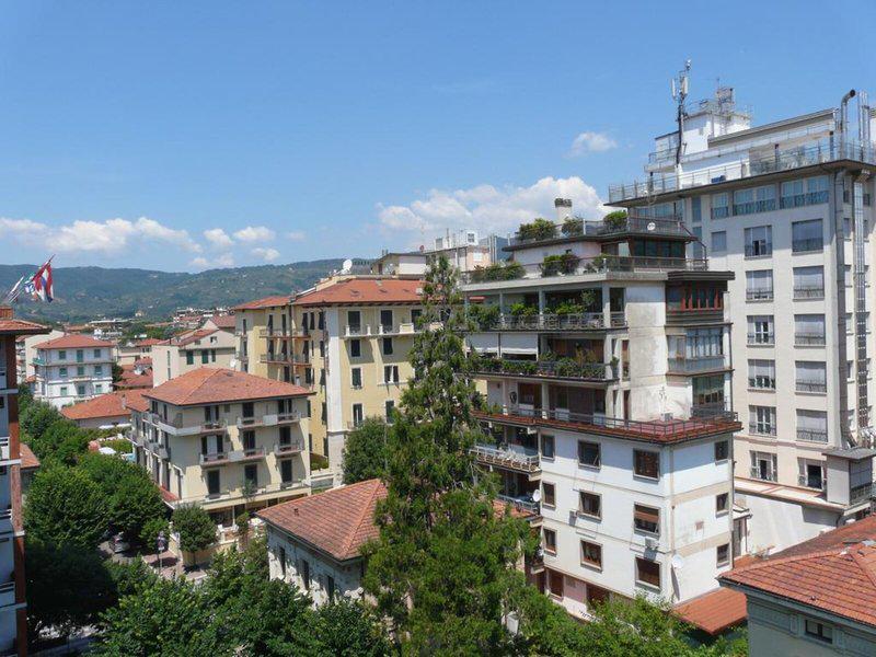 F1D70538709E5665DF46741CE23BA309