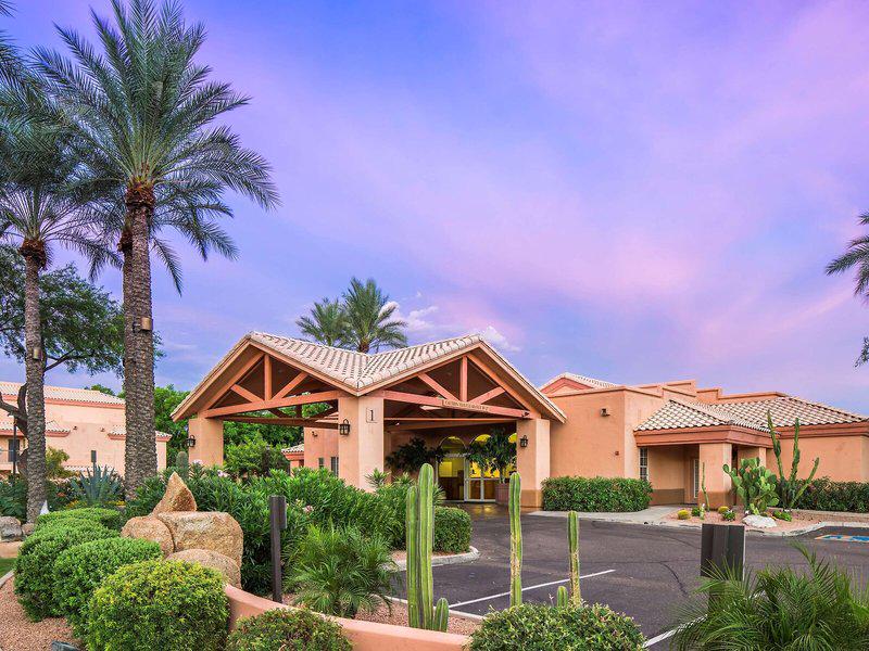 EFB0B3F4B7A4C6AB9F18672B6E192F93