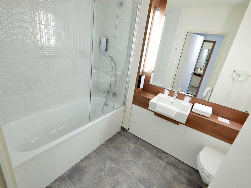 1DFAB319210AEC7D1122401CD994FF91