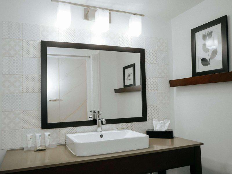 F02FCE26CE6F217D7EAF7E6DDAD407B4