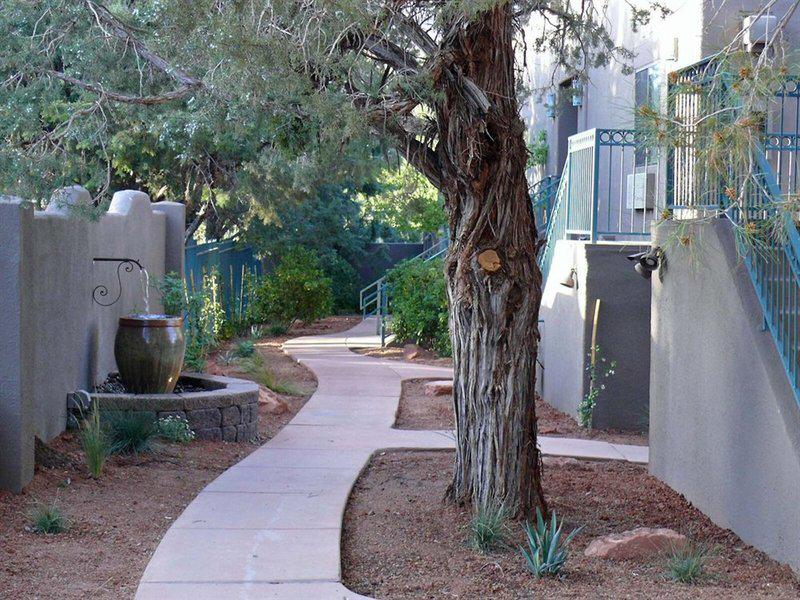 D52E4F446D1775B0E2B89C1C147AD7E1