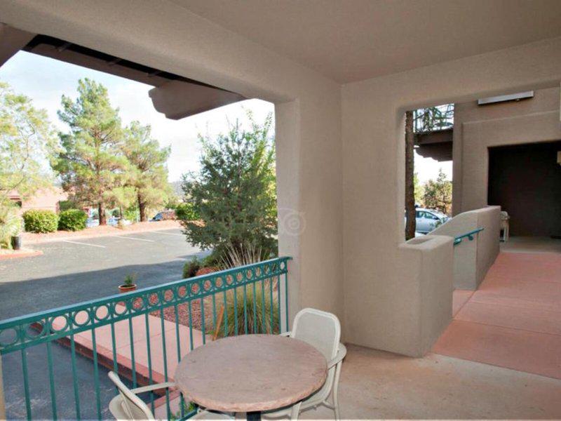 E0D5E45148A85E46D742AF30142E0F71