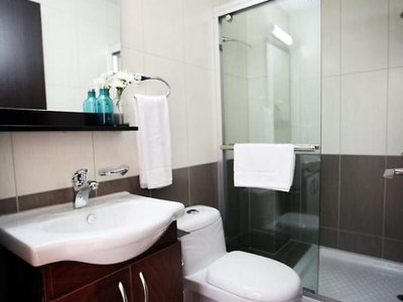 E0C76E16303B63FB33C8365934069686