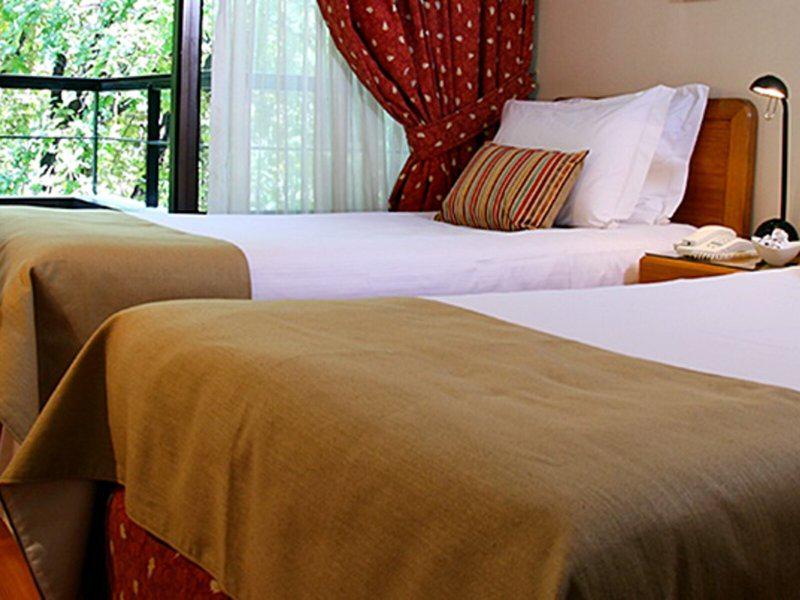 AC93A82E8D4F5116199CF8FED06F01E2