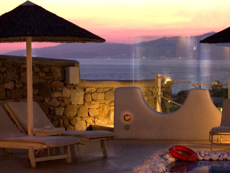 9895D04D7A7F0C07B81D6F235D5FF6DB