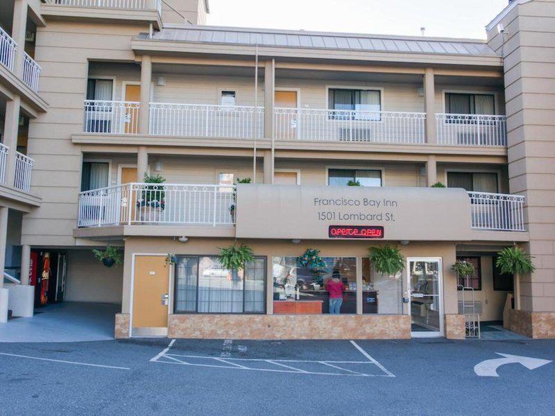 74AB94597051530A47FAD23C134BD71D