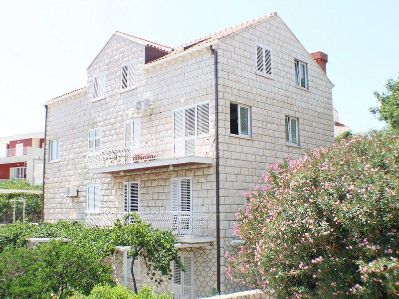 ABF47D05D307C5D6F2D8122534FF960D