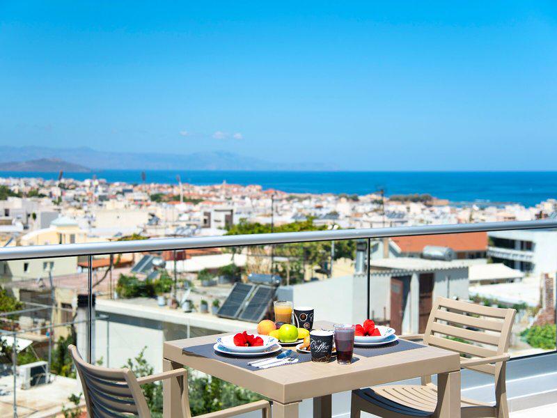 7C33DD33080F64F43794805C9FE3D017