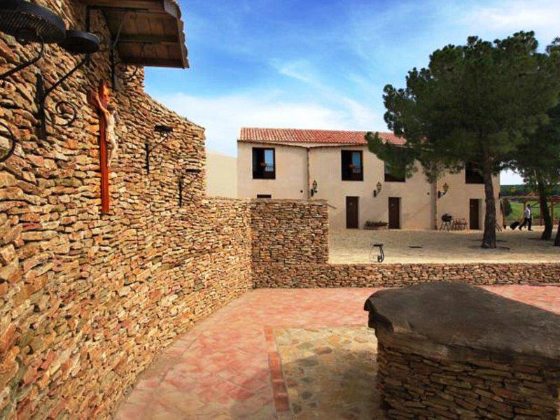 80A1356401813D81D65FACB90C3F4D4B