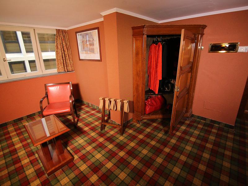 C8BD193C773CF785E18F37076E6B1BE1