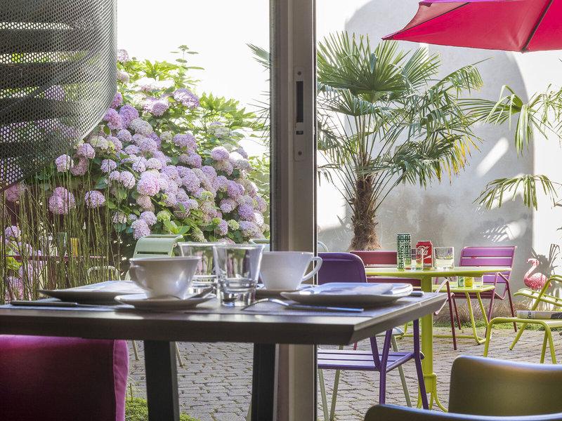 2856747A335EDF28DCBE8466FA1C8AE7