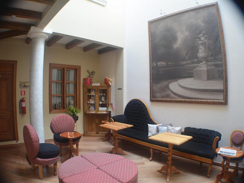 43015733DB35E1B5F69409A0146C9E93