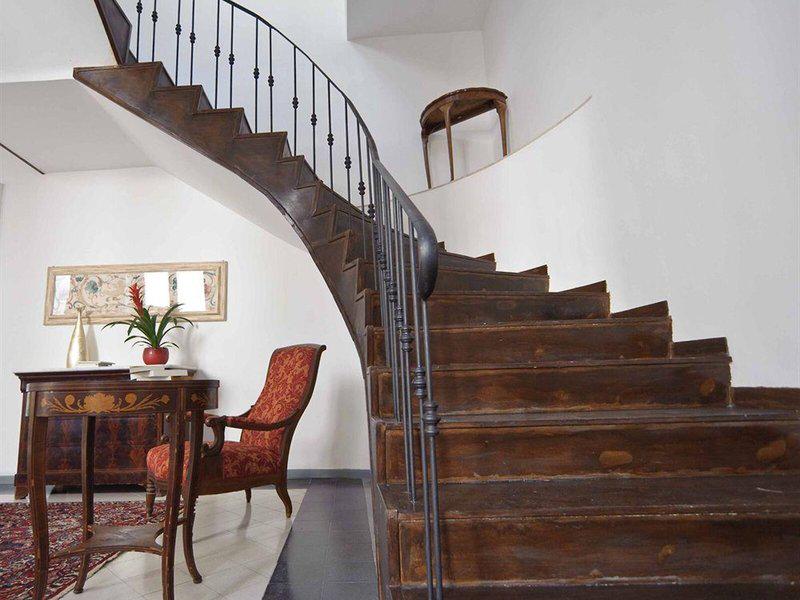 B5F080D77013574287848F5BE29346CB