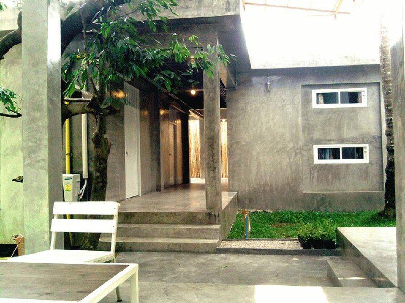 2F41B01F2D4A2798D5B4E216C9FABE84