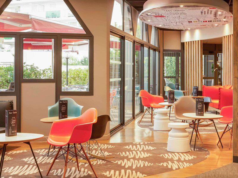 9BF4218E85919032C9B05CC0618C075C