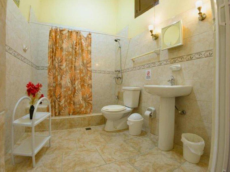 DFCE1313E8489E6736652238A1CAD03B