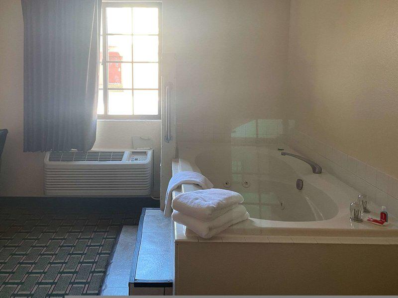 7FC4A0FCD7CD0E2A6F84296A42166810