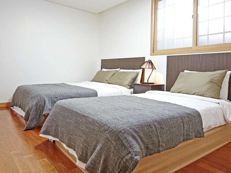 B2BD17CE10906EC66CA575349B6F6473