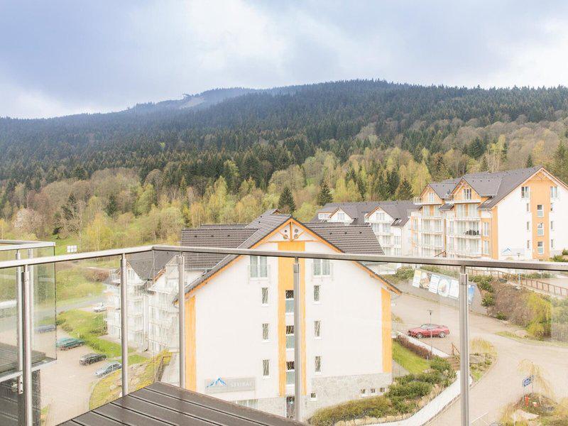 2A4930C02D1233618EDC17D44DA66E5E