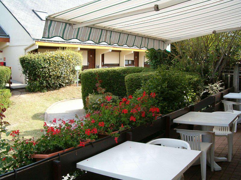 4DED0CD05600656F724311AE0188A69D