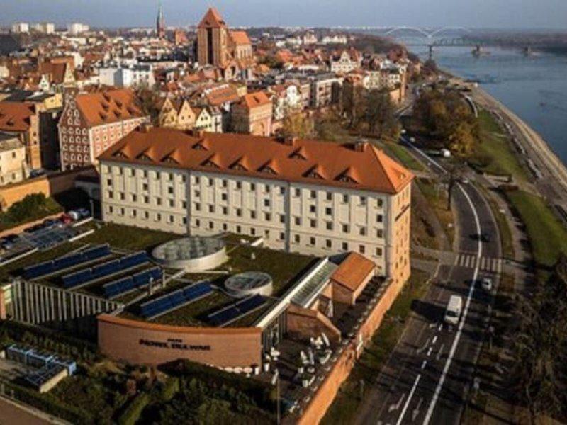 9B348135CACEC64D56F93BFCD1F6C0B4