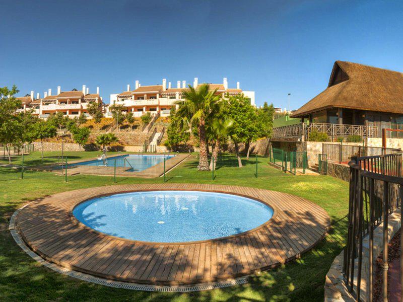 3C53A629256A6995B17977FE1FD61FD0