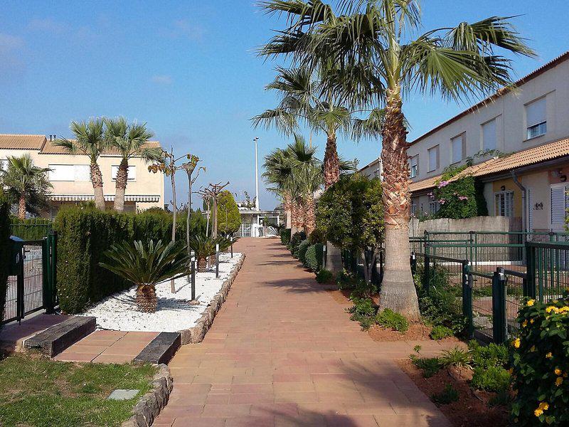 7107433502D152555EF073973696CBC1