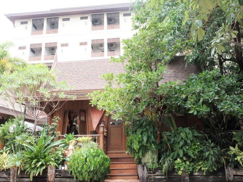 F4AEF754D416F0E549988C6B503F8371