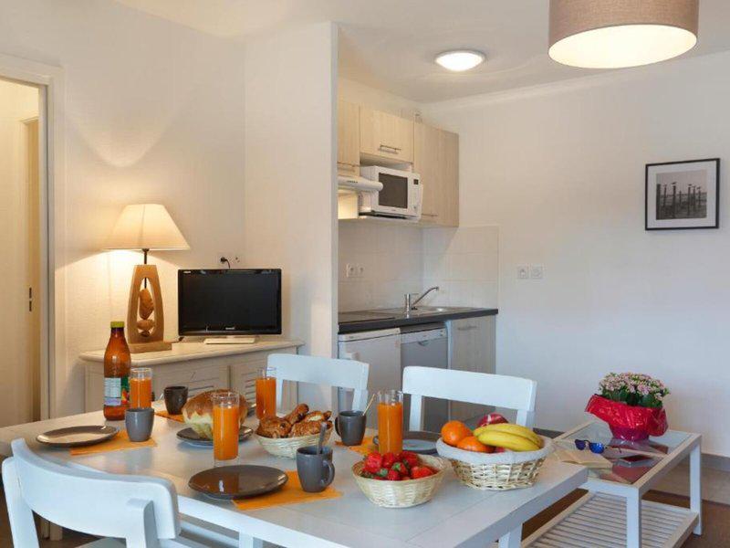 535907E149F44A52B2F845B80BDDCA7E