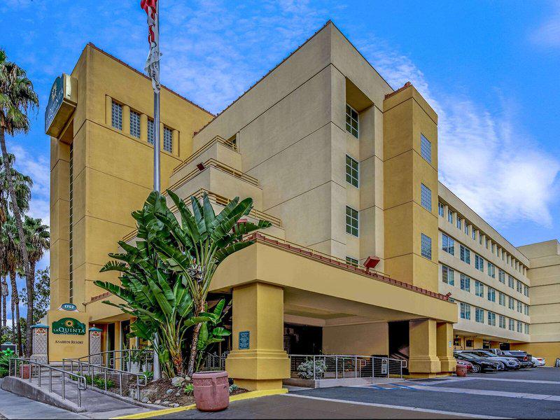 0FD4793A3908B1AFF28C7DCB93AD953D