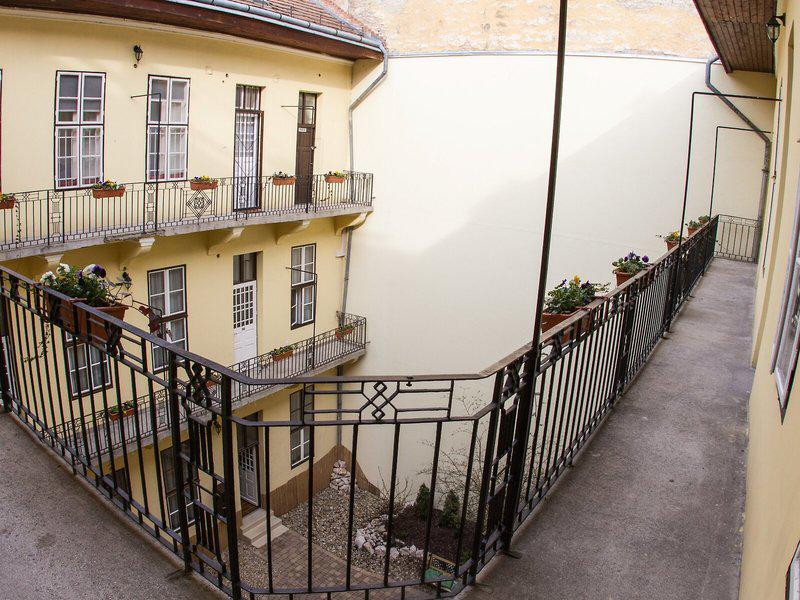 F6DC2DFFDA1BE45761891AAE115AF991