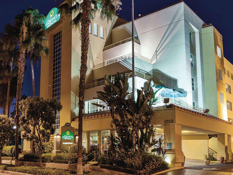 319665978972985148ECFF2A9CFAEB18