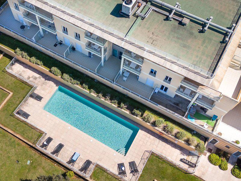 88DEB64888BC8B9BC6C5C8F76AD8D888